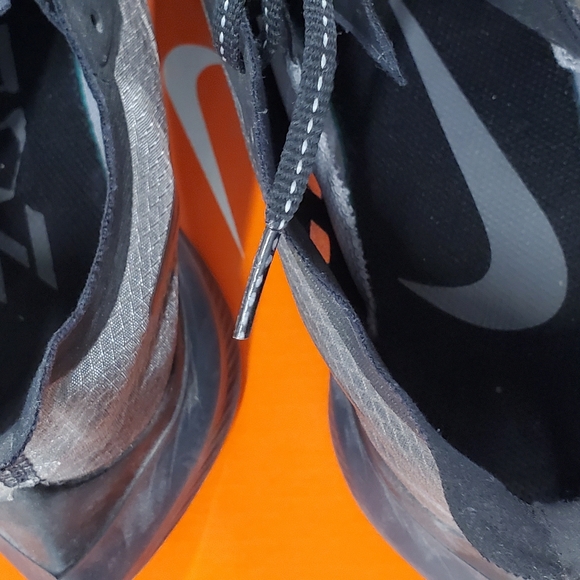 I have multiple pairs and need to downsize. Moving - Picture 4 of 6